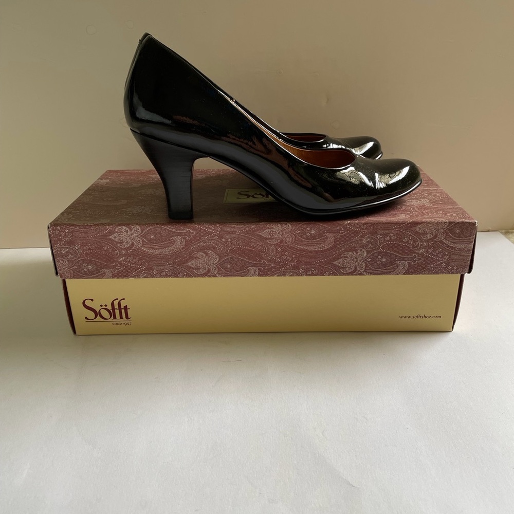 SOFFT NAPOLI III BLACK PATENT LEATHER PUMPS, Women’s Size 7
